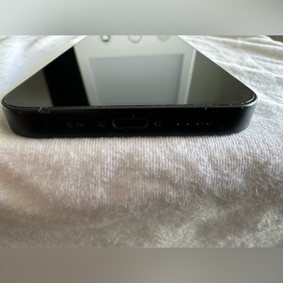 iPhone 13 Mini 128GB Unlocked - Picture 3 of 7